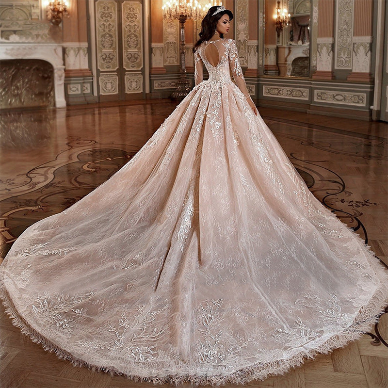 Long Trailing Mid-waist Backless Wedding Dress White