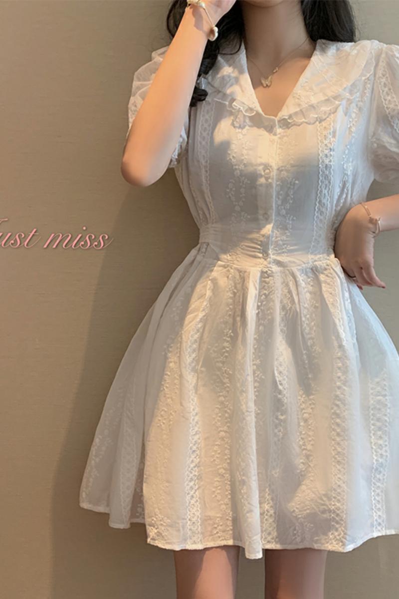 Lace Edge Doll Collar Temperament Dress Women