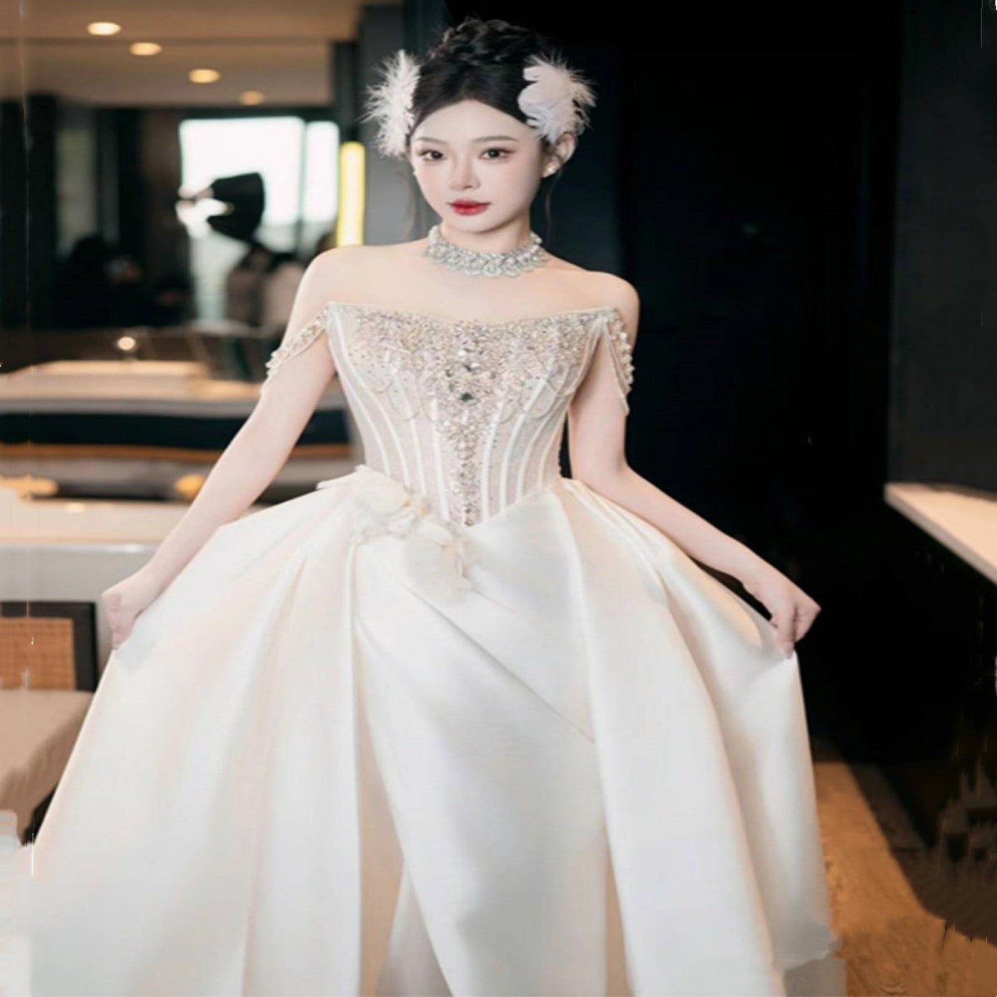 Bridal Wedding Satin Off-shoulder Light Gown