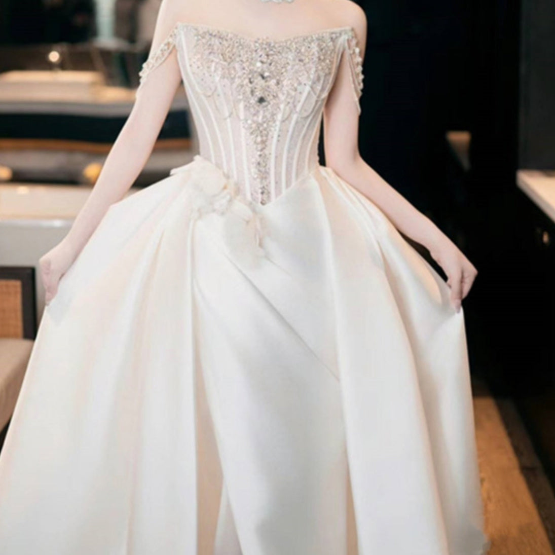 Bridal Wedding Satin Off-shoulder Light Gown