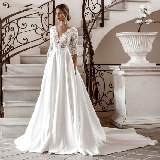 V-neck Lace Elegant Slimming Long Wedding Dress